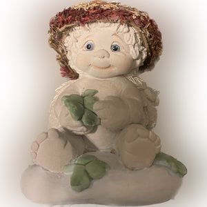 Dreamsicles Angel “Irish Eyes” Vintage collectible figurine. Circa 1999.